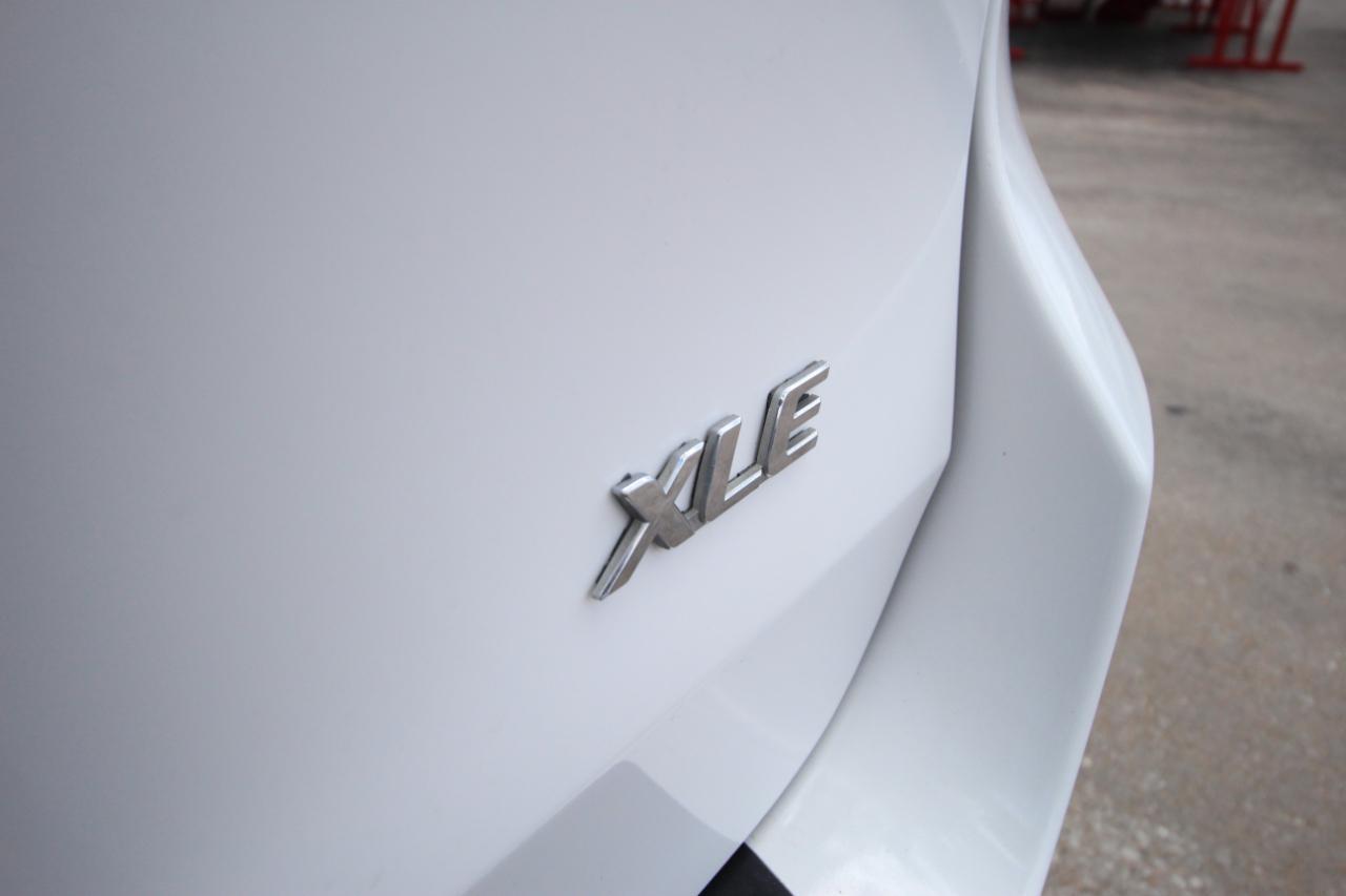 Toyota Sienna XLE FWD 8-Passenger V6 2014