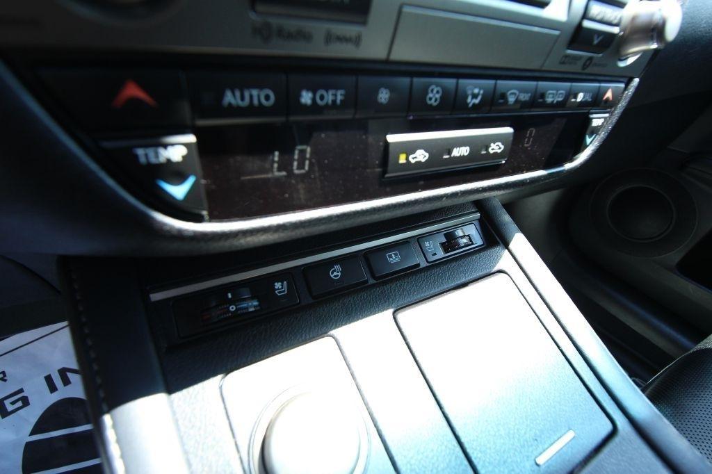 Lexus ES 350 Sedan 2017