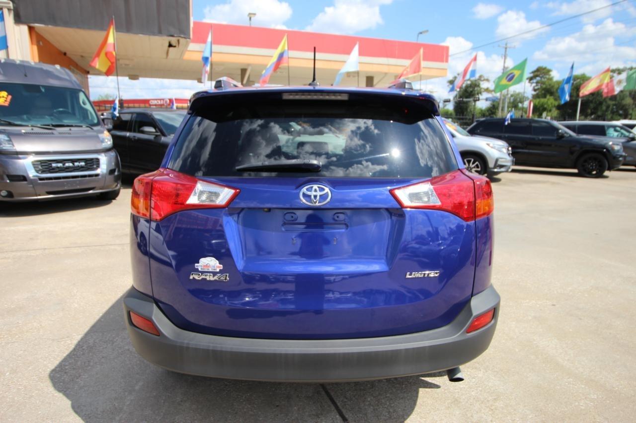 Toyota RAV4 Limited FWD 2014