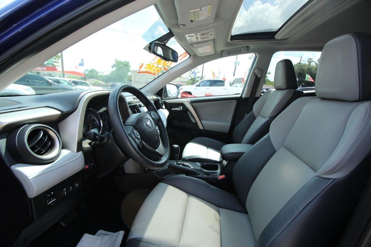 Toyota RAV4 Limited FWD 2014