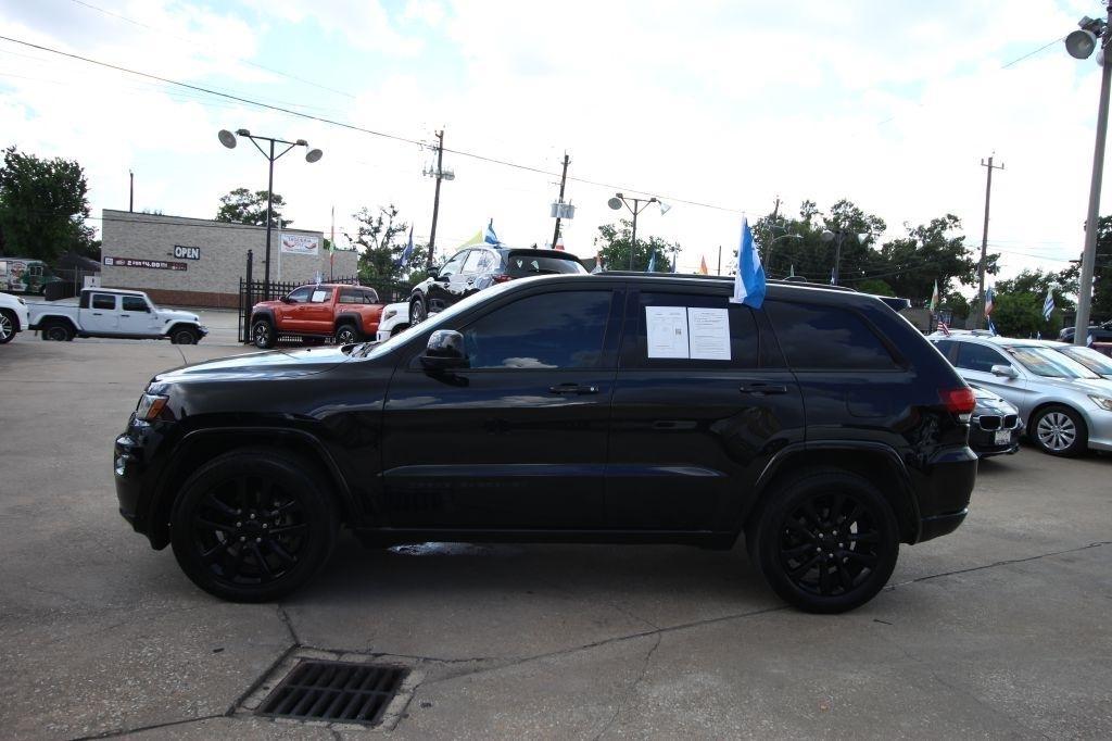 Jeep Grand Cherokee Laredo 2WD 2018