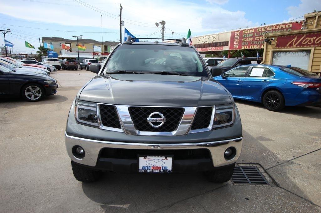 Nissan Frontier LE Crew Cab 4WD 2008