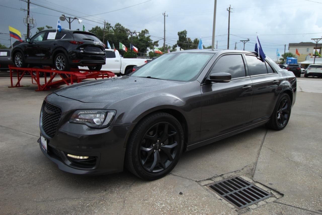 Chrysler 300 Touring L 2022