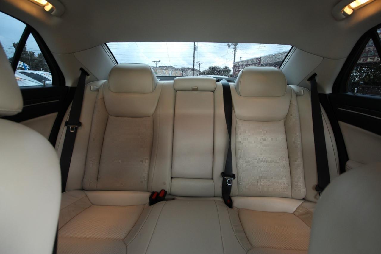 Chrysler 300 Touring L 2022