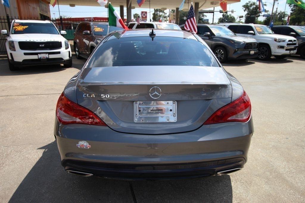 Mercedes-Benz CLA-Class CLA250 2018