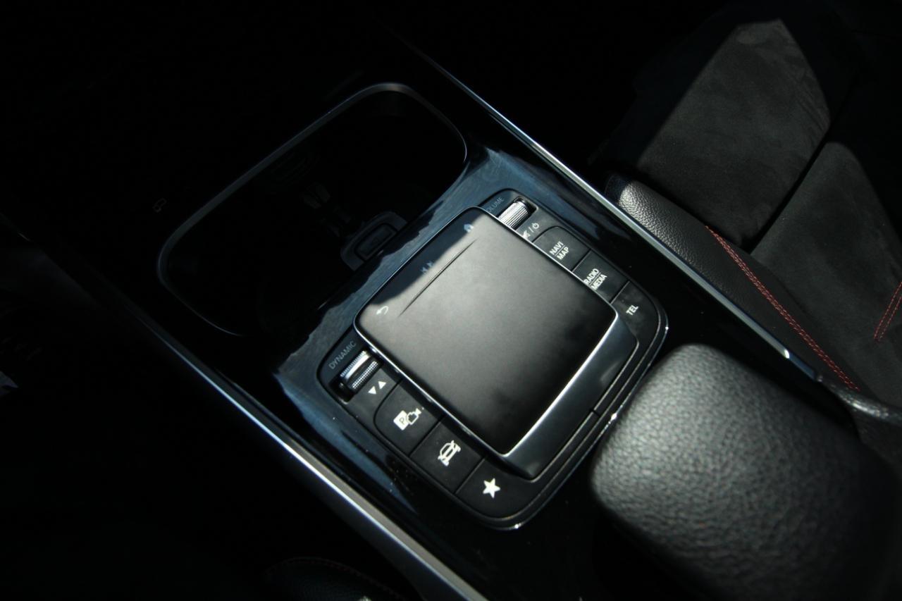 Mercedes-Benz GLB-Class GLB 250 2023