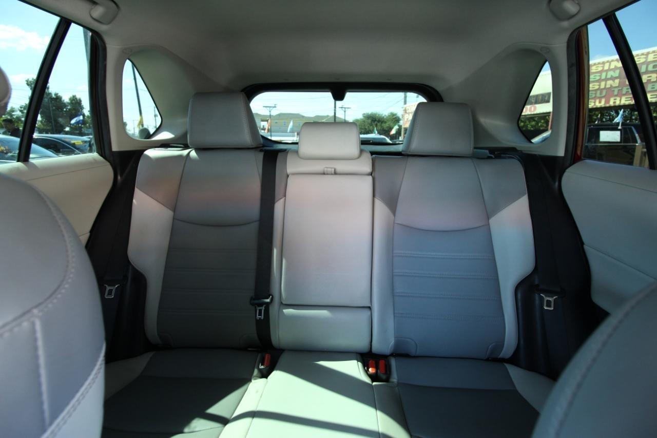 Toyota RAV4 XLE Premium 2022
