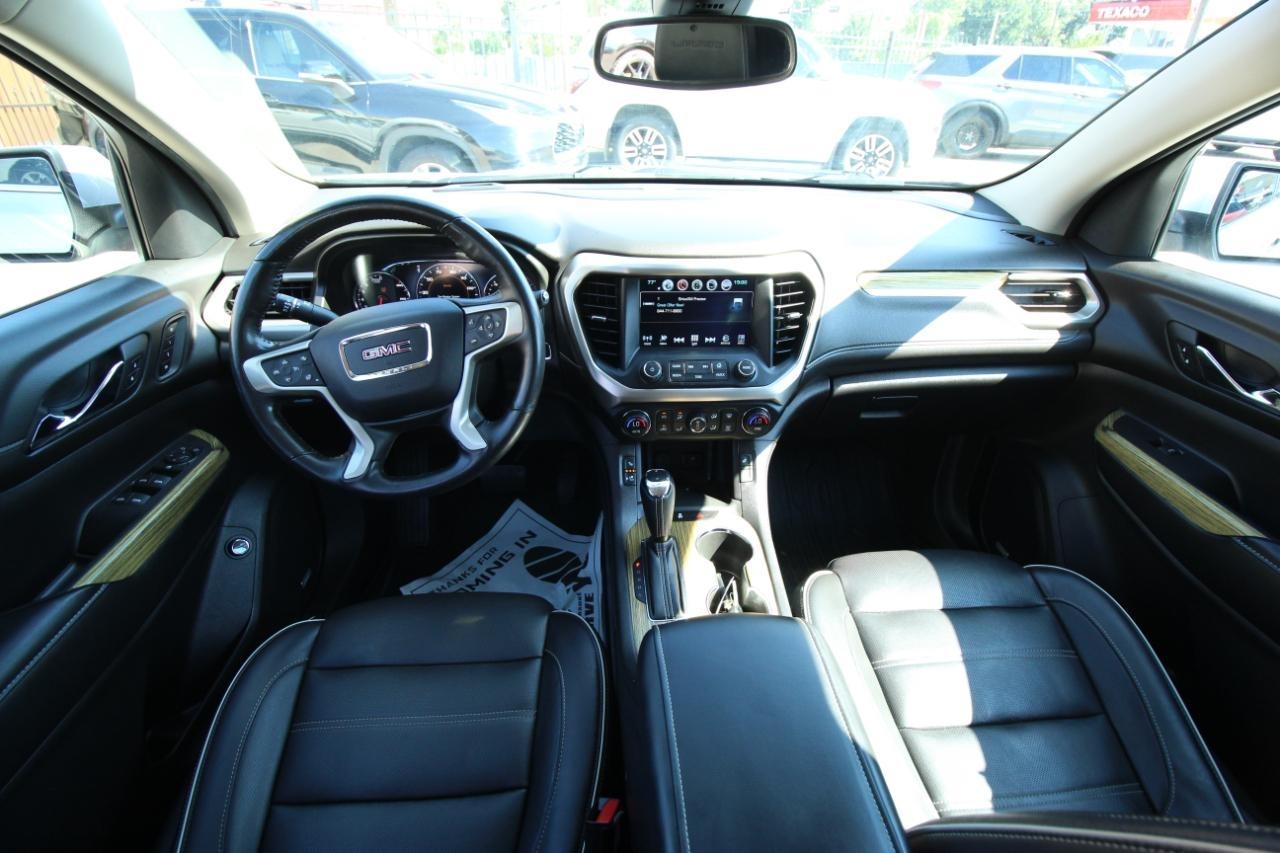 GMC Acadia Denali 2019