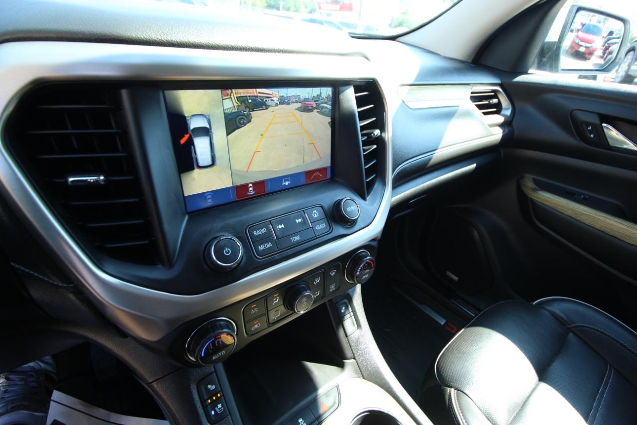 GMC Acadia Denali 2019