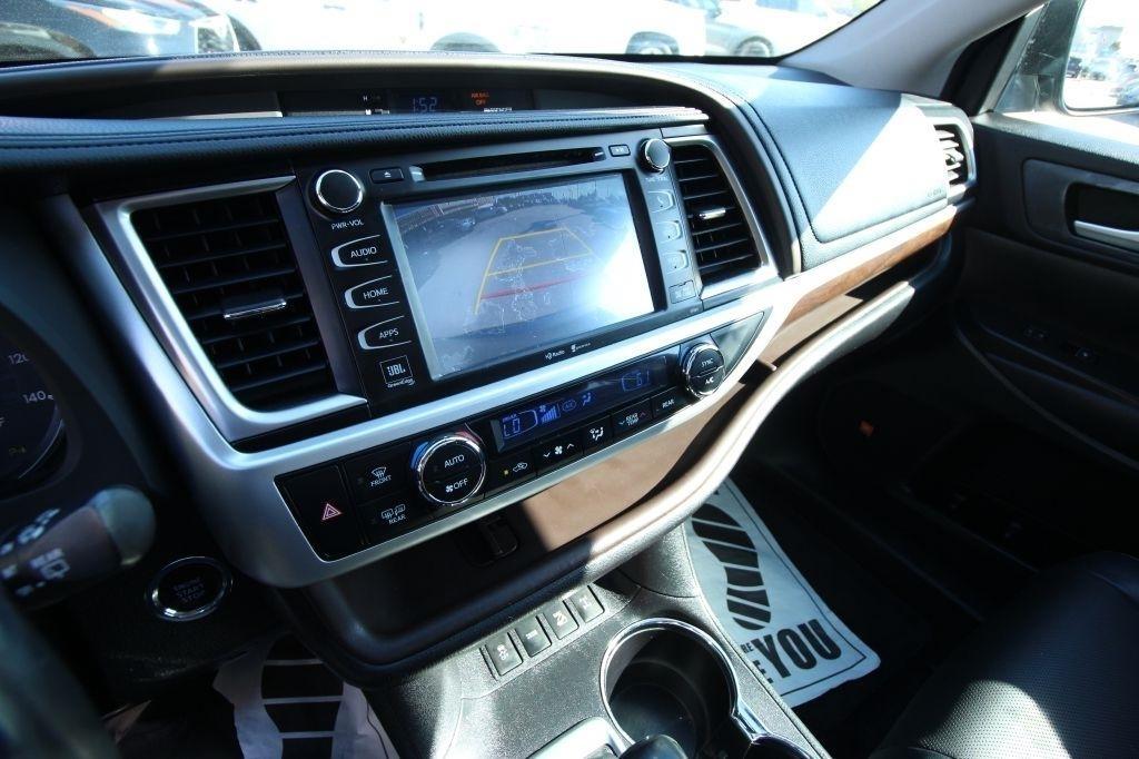 Toyota Highlander Limited AWD V6 2015