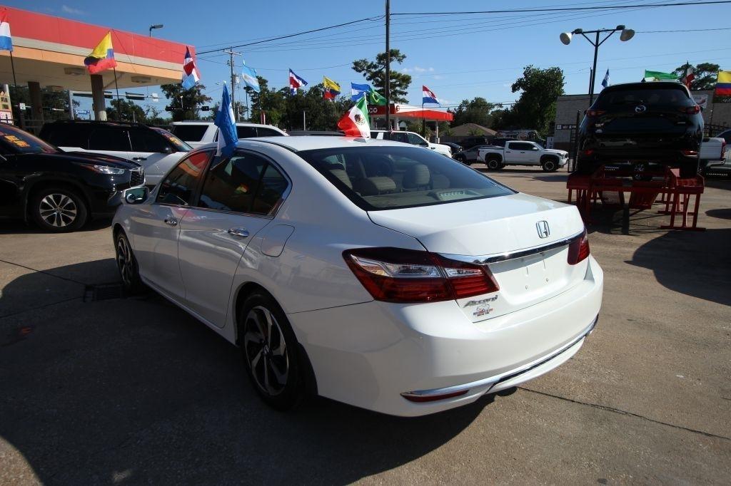 Honda Accord EX-L Sedan CVT 2017