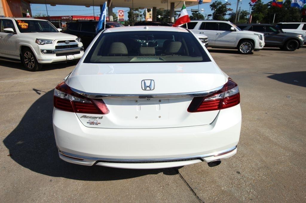 Honda Accord EX-L Sedan CVT 2017