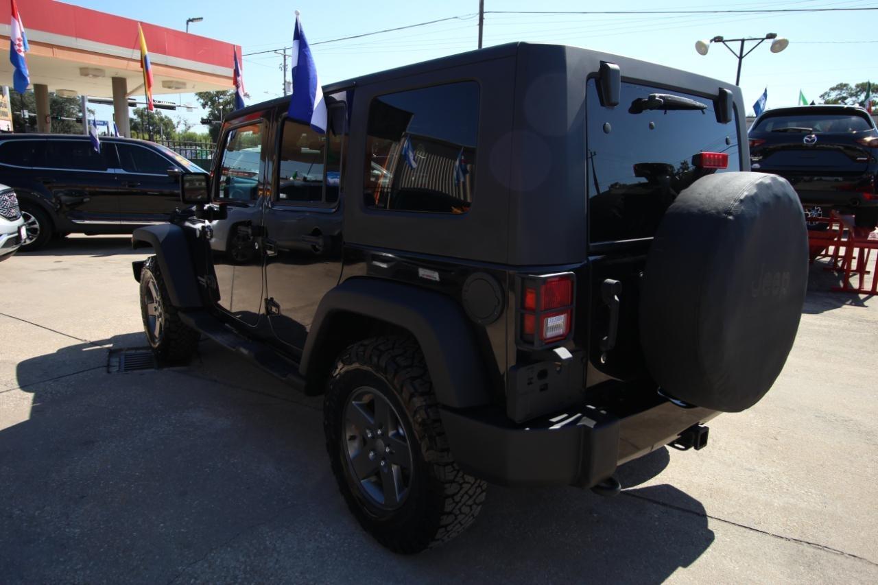 Jeep Wrangler Unlimited Sport 4WD 2010