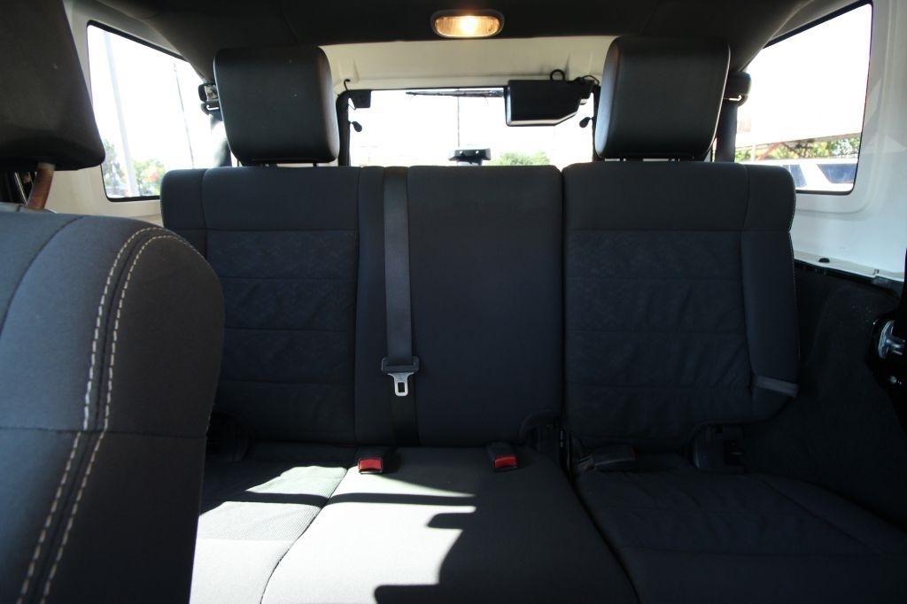 Jeep Wrangler Unlimited Sport 4WD 2010