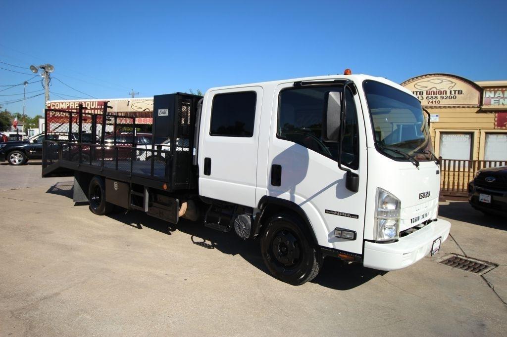 2017 Isuzu NPR 
