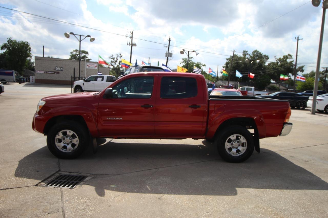 Toyota Tacoma PreRunner Double Cab V6 5AT 2WD 2015