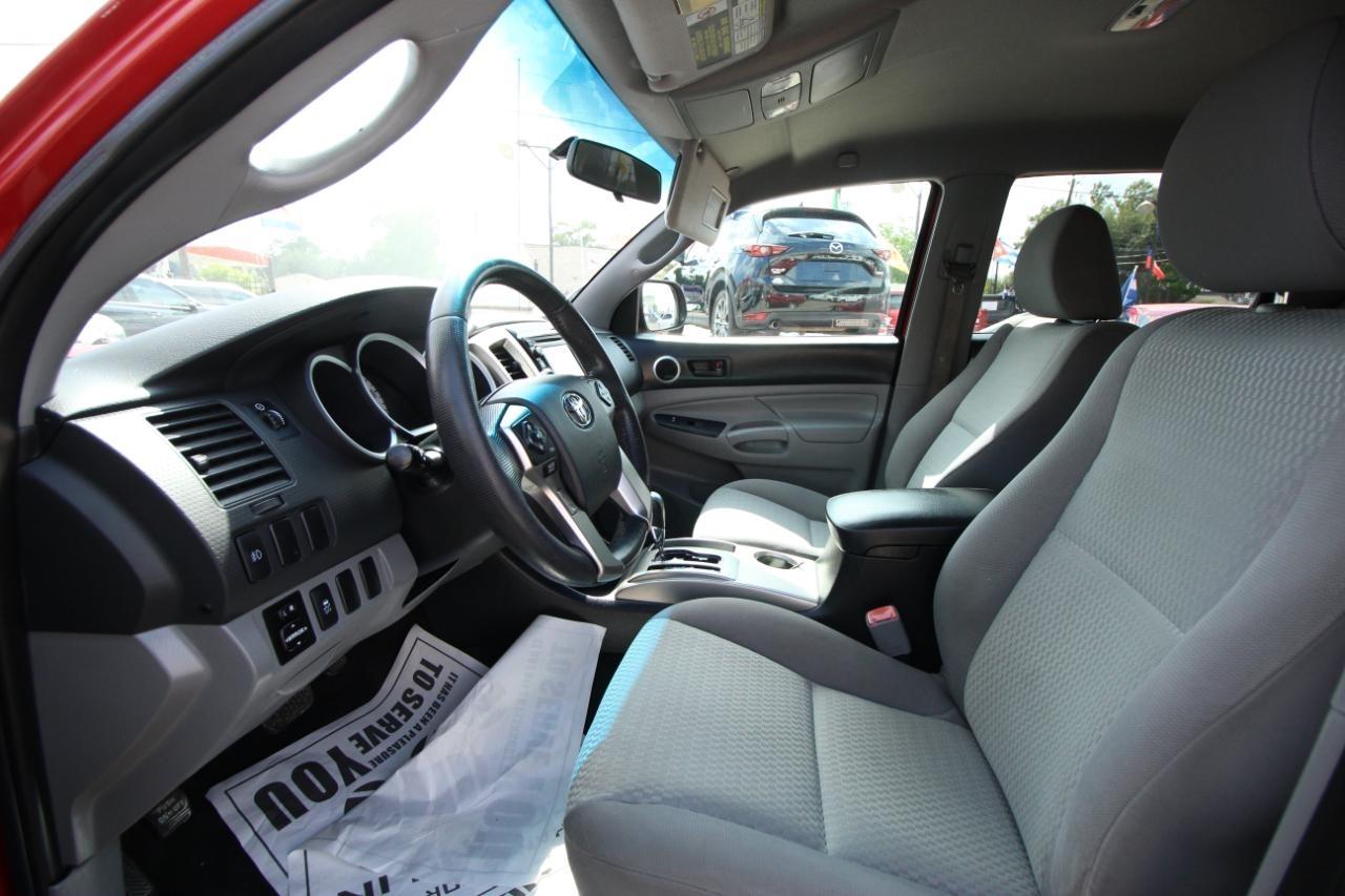 Toyota Tacoma PreRunner Double Cab V6 5AT 2WD 2015