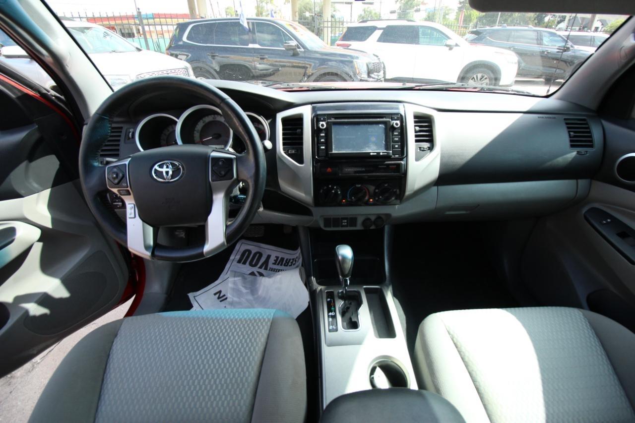 Toyota Tacoma PreRunner Double Cab V6 5AT 2WD 2015