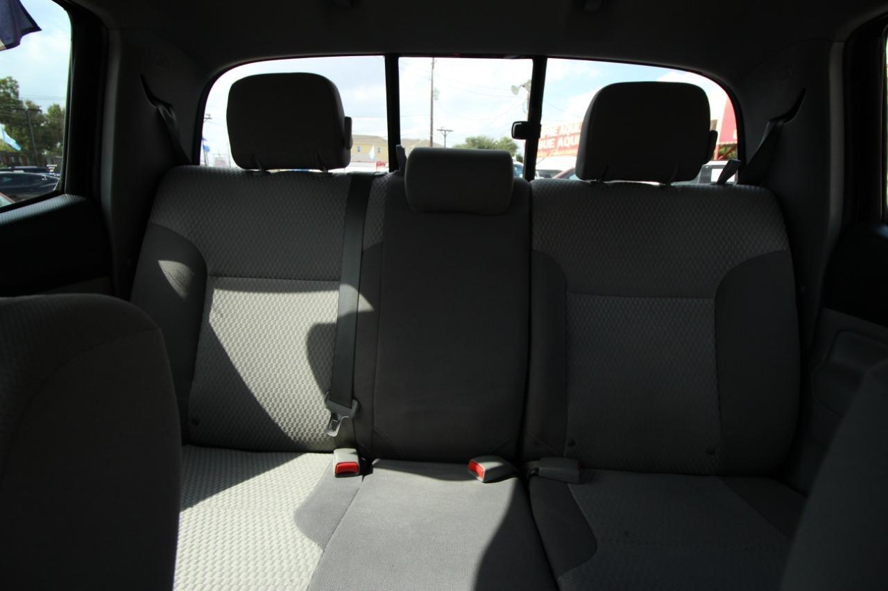 Toyota Tacoma PreRunner Double Cab V6 5AT 2WD 2015