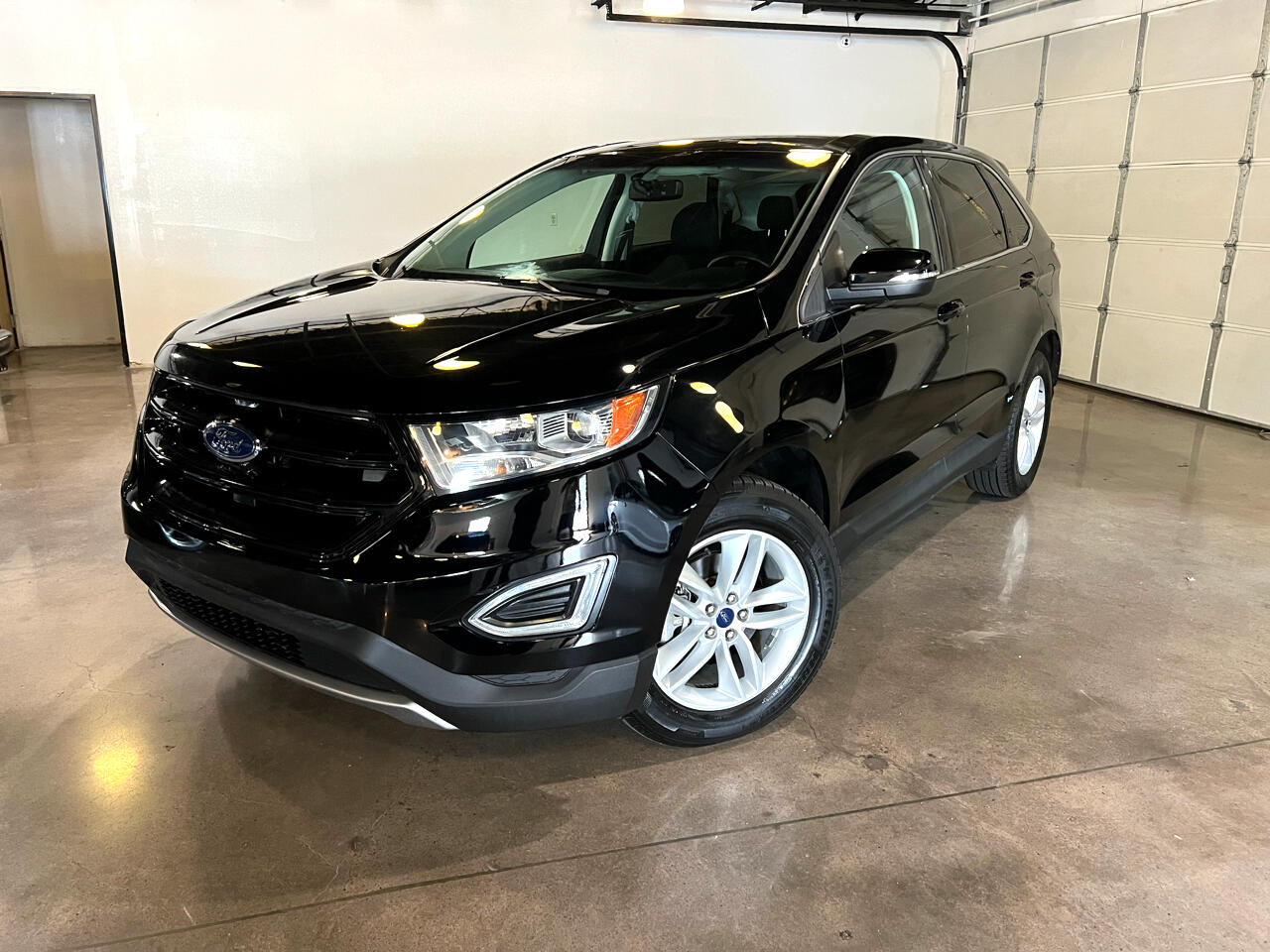 Ford Edge SEL FWD 2016