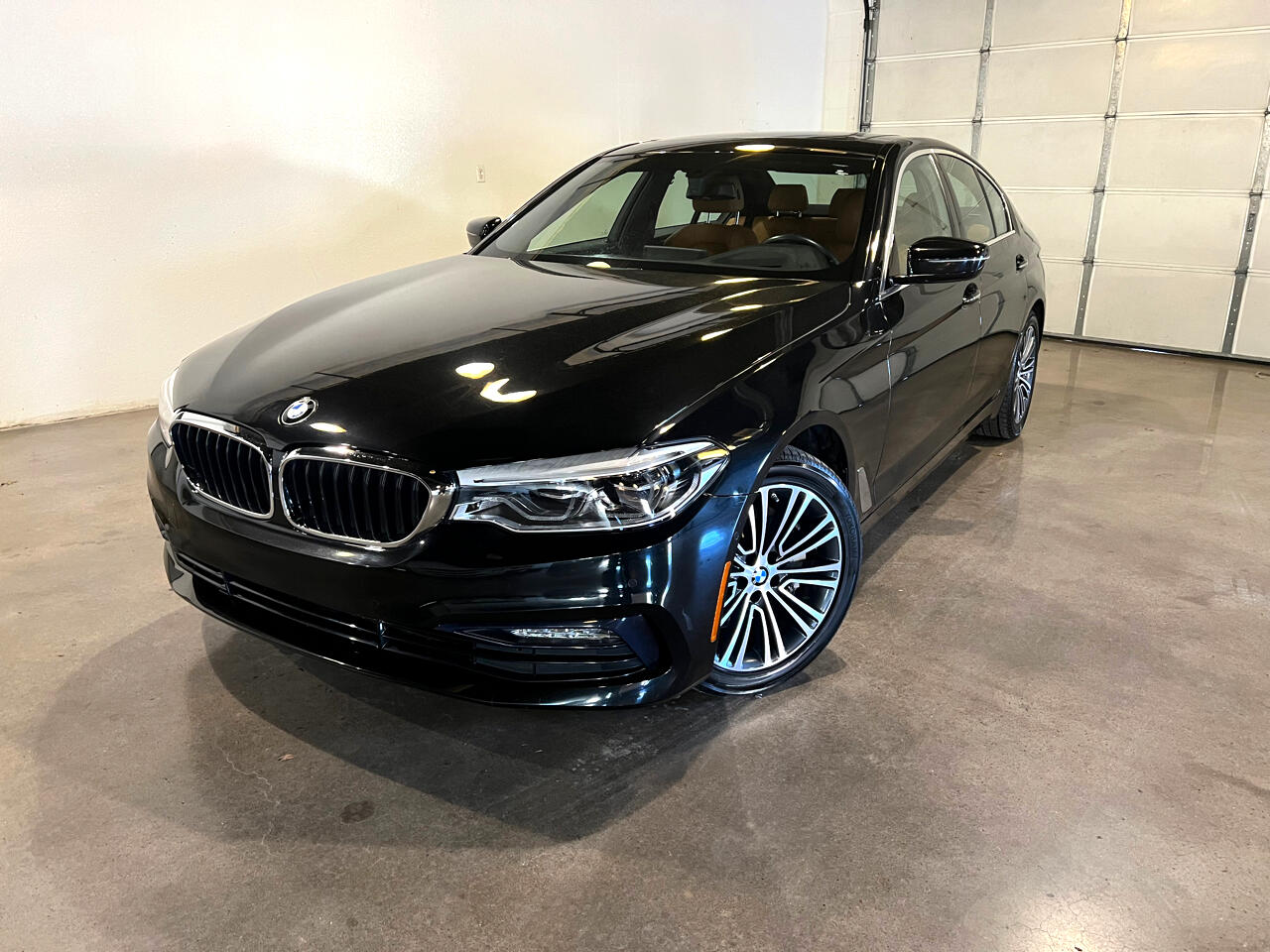 BMW 5-Series 540i 2017