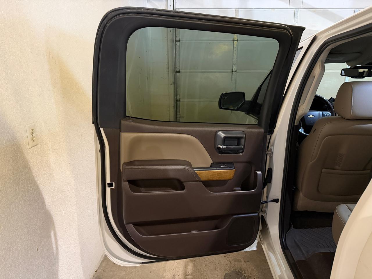 Chevrolet Silverado 1500 LTZ Crew Cab 4WD 2015