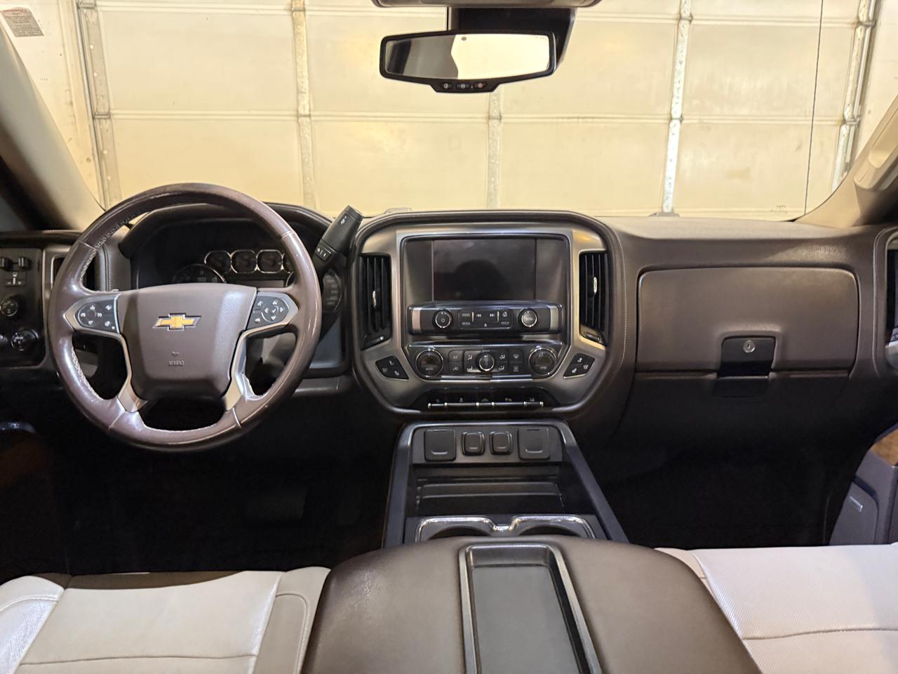 Chevrolet Silverado 1500 LTZ Crew Cab 4WD 2015