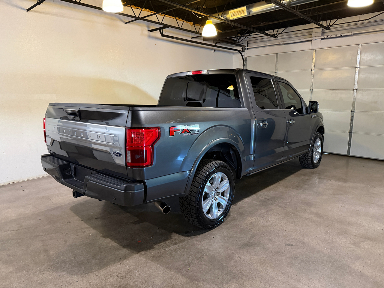 2018 Ford F-150 Platinum photo 4