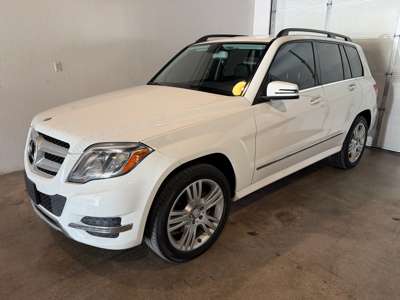 2015 Mercedes Benz GLK 350 photo 2