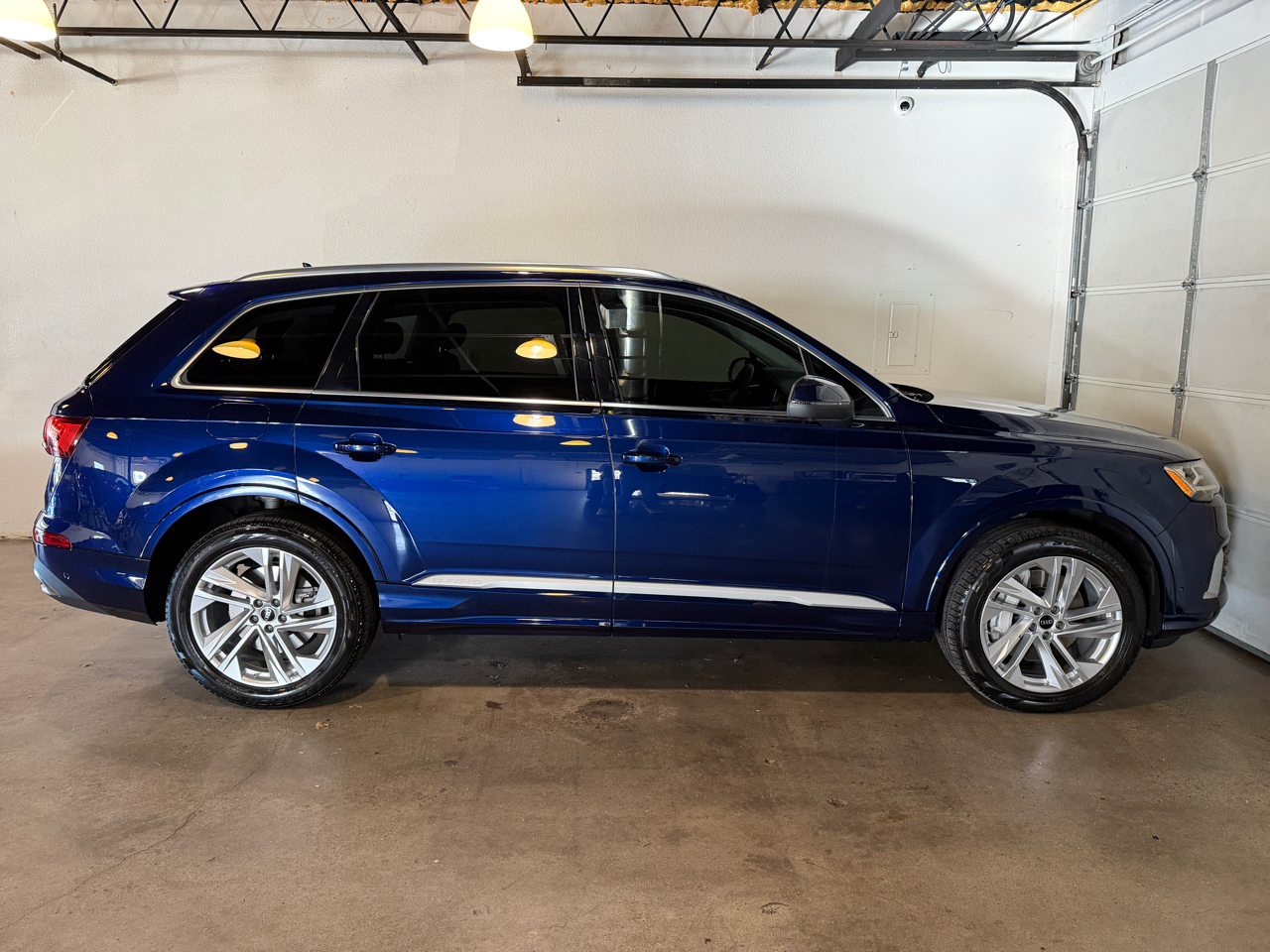 Audi Q7 Premium Plus 45 TFSI quattro 2023 Audi Q7 Premium Plus 45 TFSI quattro 2023