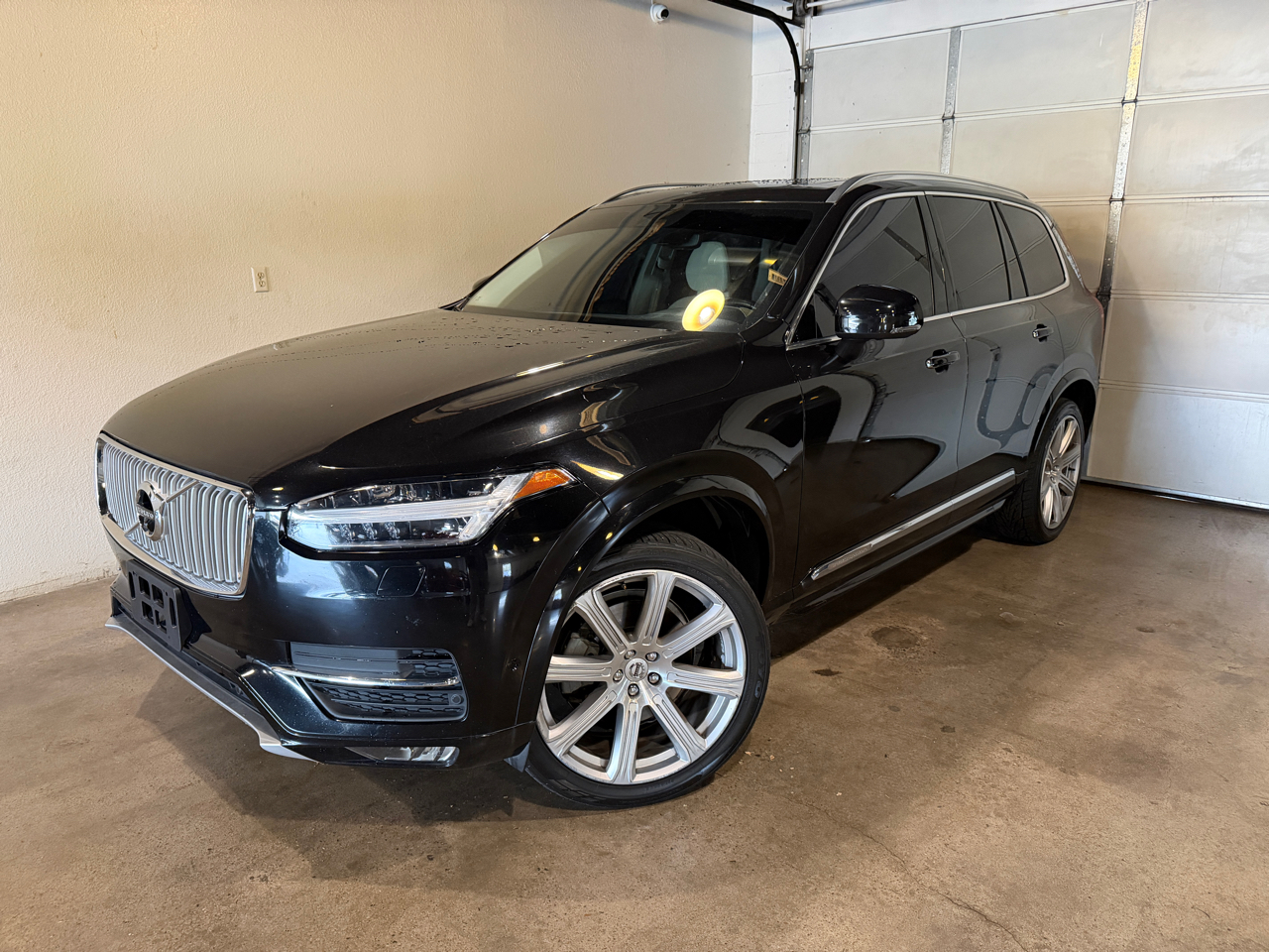 Volvo XC90 T6 Inscription AWD 2017 Volvo XC90 T6 Inscription AWD 2017
