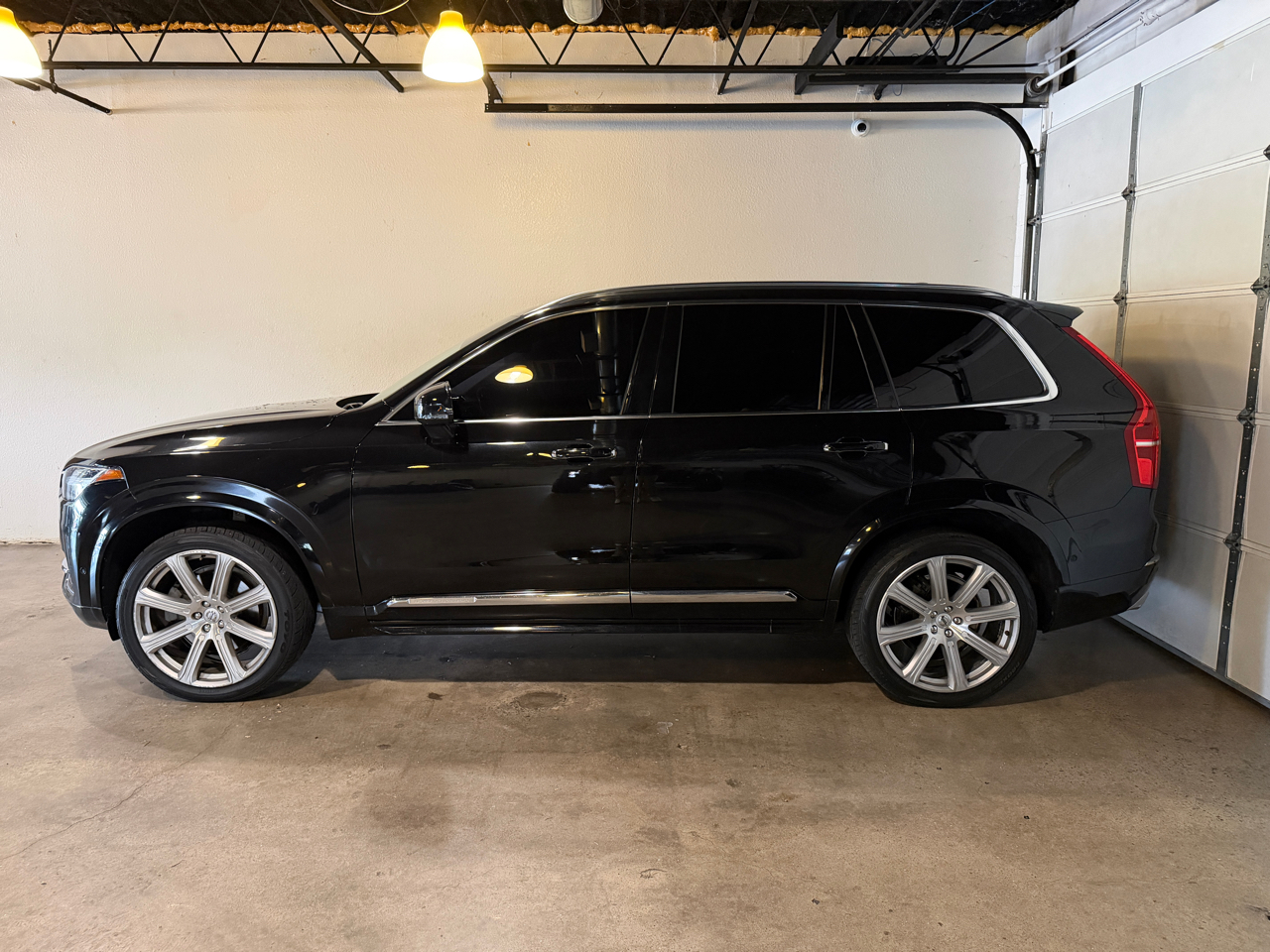 Volvo XC90 T6 Inscription AWD 2017 Volvo XC90 T6 Inscription AWD 2017