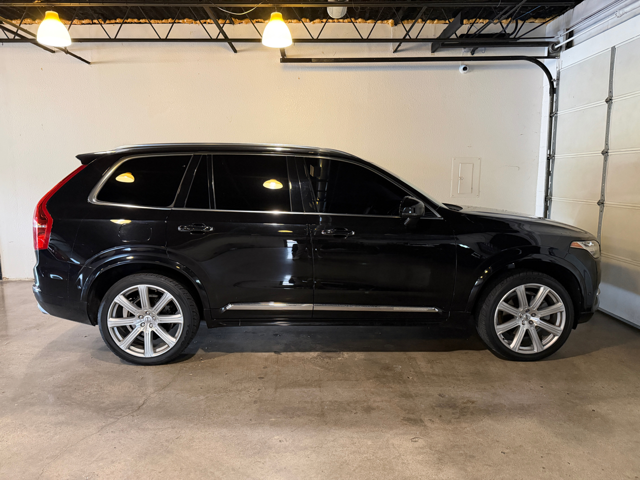 Volvo XC90 T6 Inscription AWD 2017 Volvo XC90 T6 Inscription AWD 2017