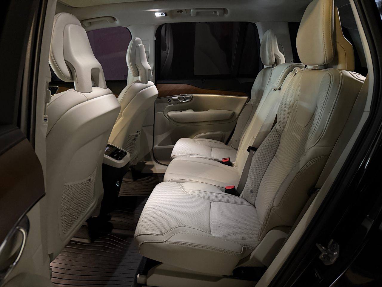 Volvo XC90 T6 Inscription AWD 2017 Volvo XC90 T6 Inscription AWD 2017