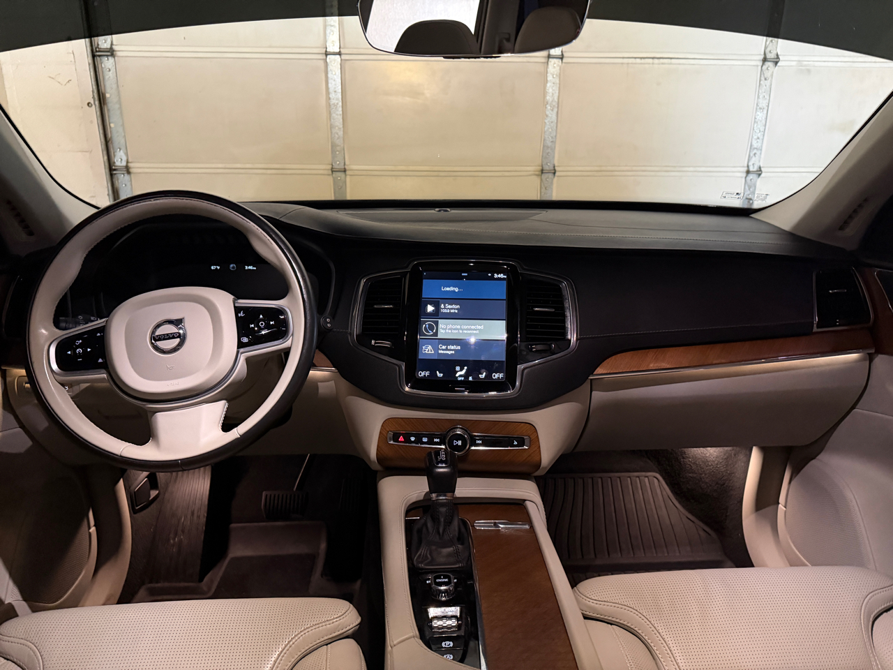 Volvo XC90 T6 Inscription AWD 2017 Volvo XC90 T6 Inscription AWD 2017