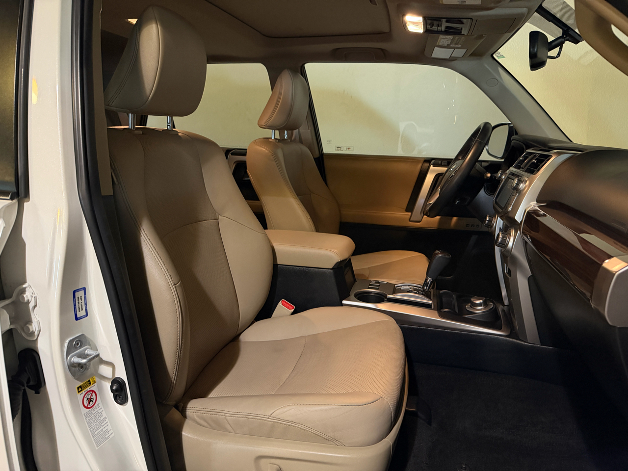 Toyota 4Runner Limited 4WD V6 2016