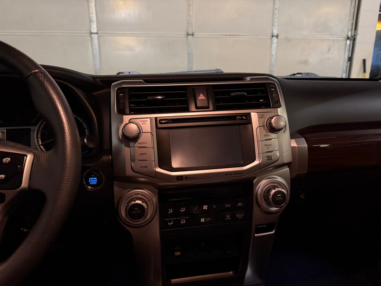 Toyota 4Runner Limited 4WD V6 2016