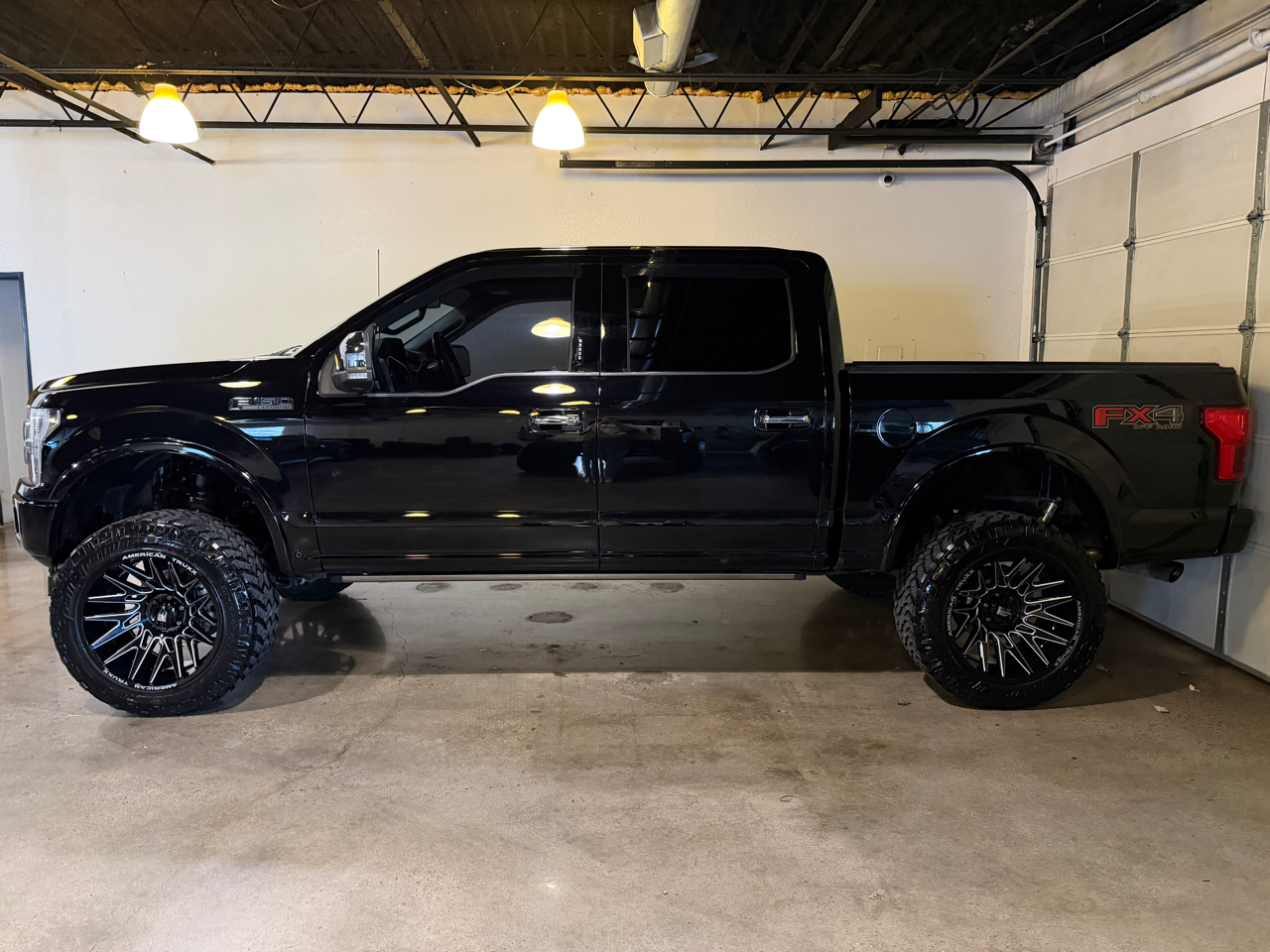 Ford F-150 Platinum SuperCrew 5.5-ft. Bed 4WD 2018