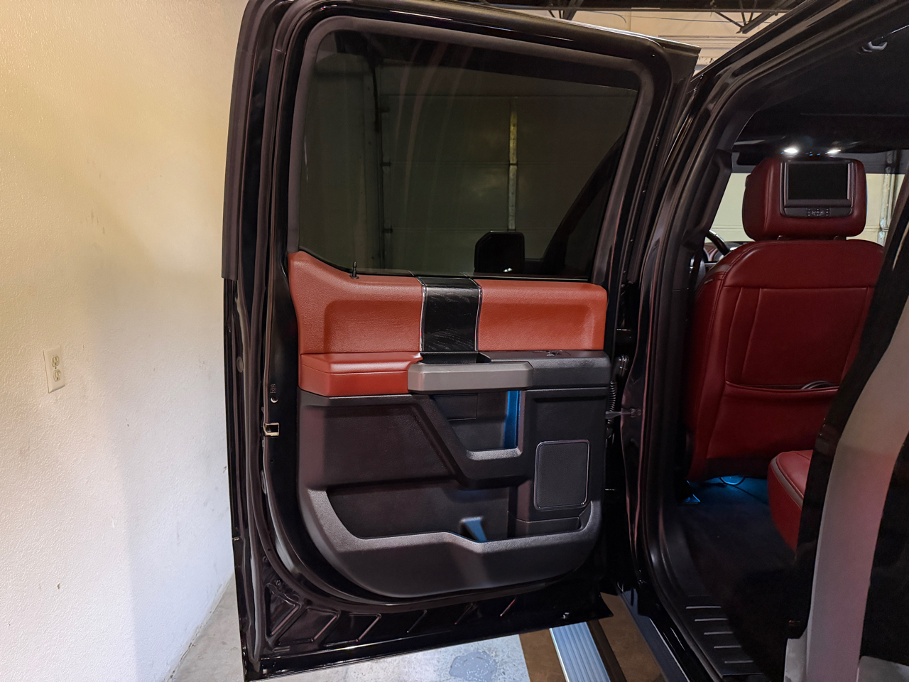 Ford F-150 Platinum SuperCrew 5.5-ft. Bed 4WD 2018