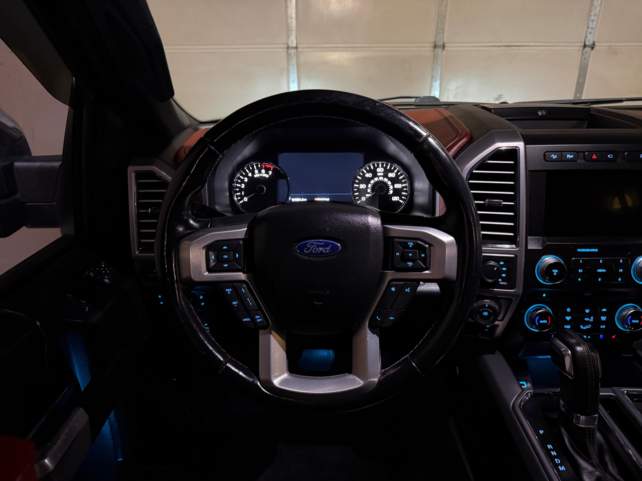 Ford F-150 Platinum SuperCrew 5.5-ft. Bed 4WD 2018