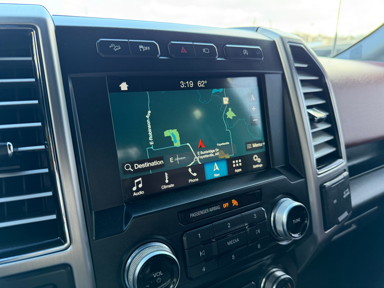 Ford F-150 Platinum SuperCrew 5.5-ft. Bed 4WD 2018