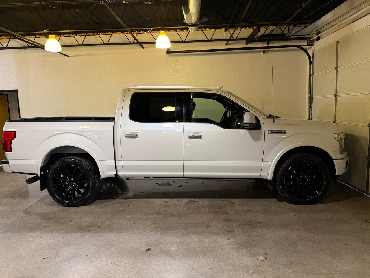 Ford F-150 Limited SuperCrew 4WD 2018