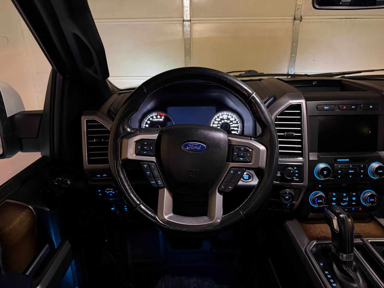 Ford F-150 Limited SuperCrew 4WD 2018