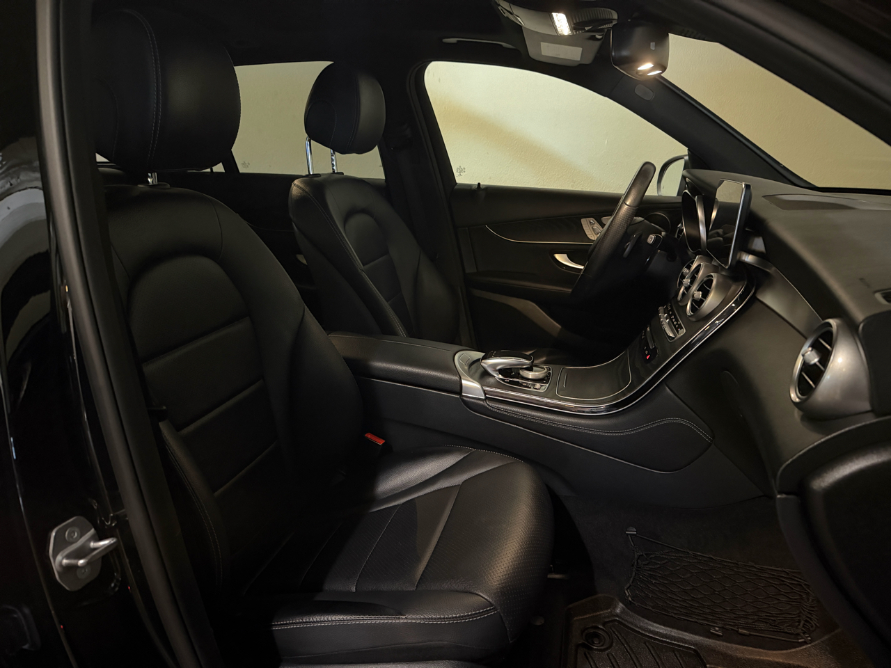 Mercedes-Benz GLC-Class GLC300 4MATIC 2018