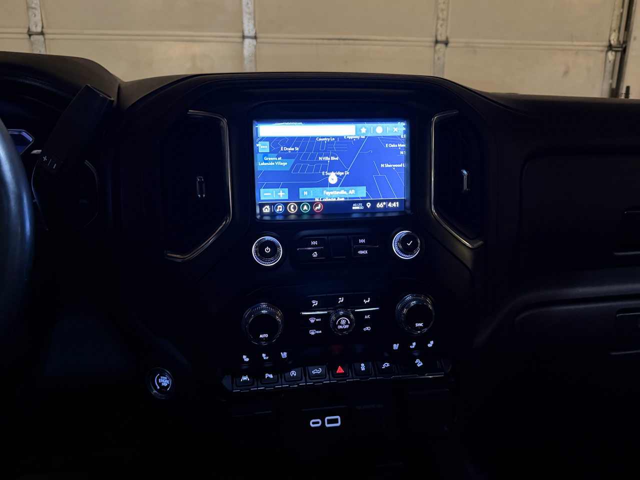 GMC Sierra 1500 AT4 Crew Cab 4WD 2019