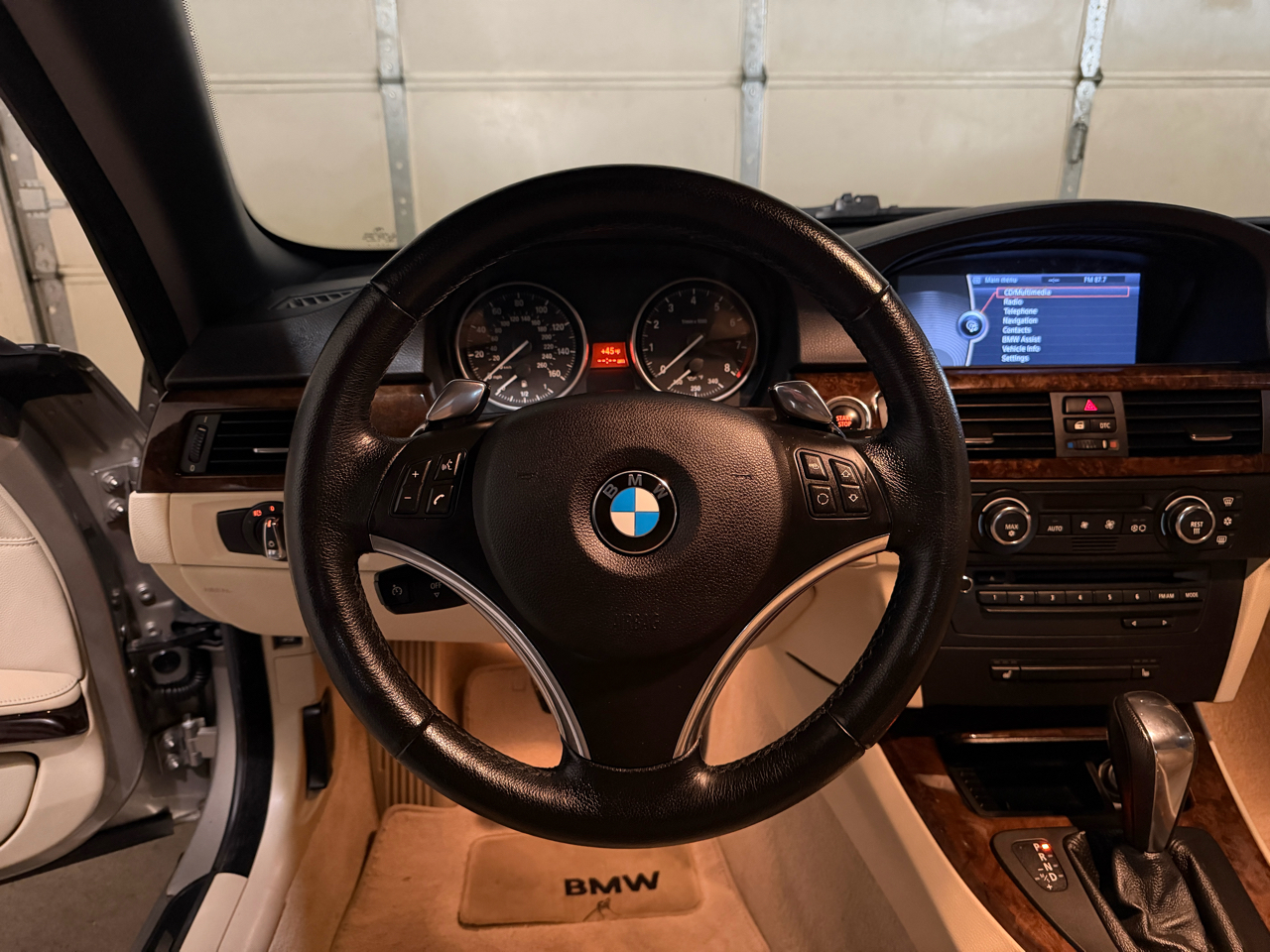 BMW 3-Series 335i Convertible 2009