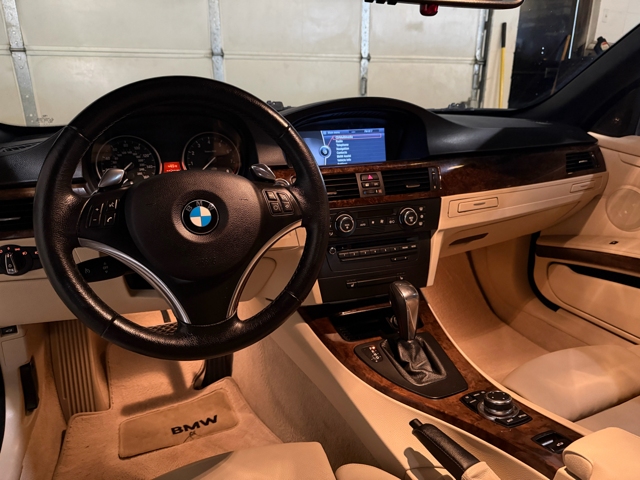 BMW 3-Series 335i Convertible 2009