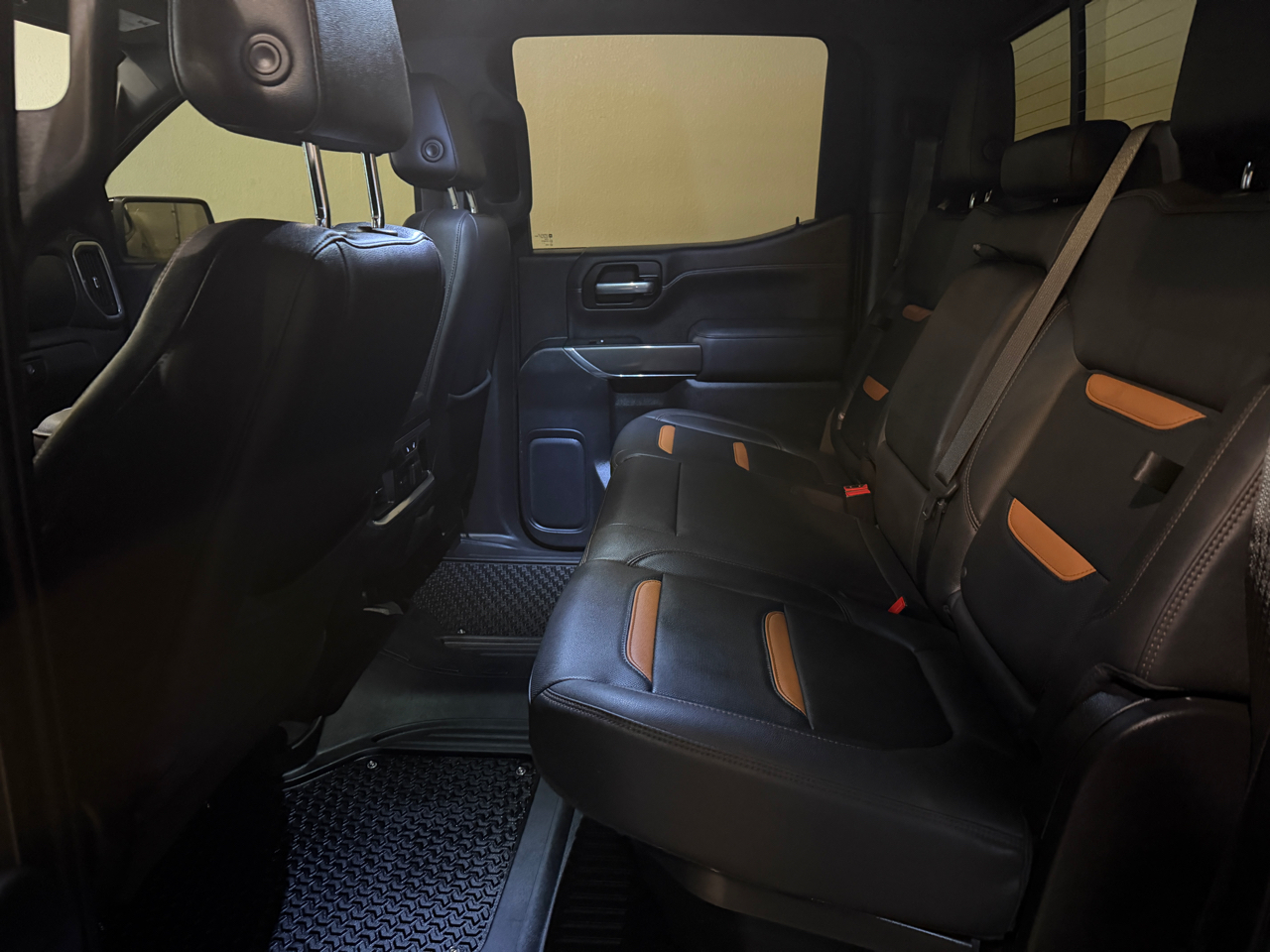 GMC Sierra 1500 AT4 Crew Cab 4WD 2021