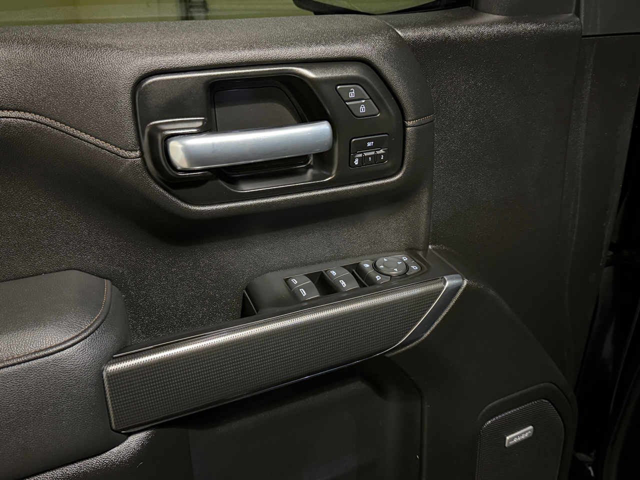 GMC Sierra 1500 AT4 Crew Cab 4WD 2021