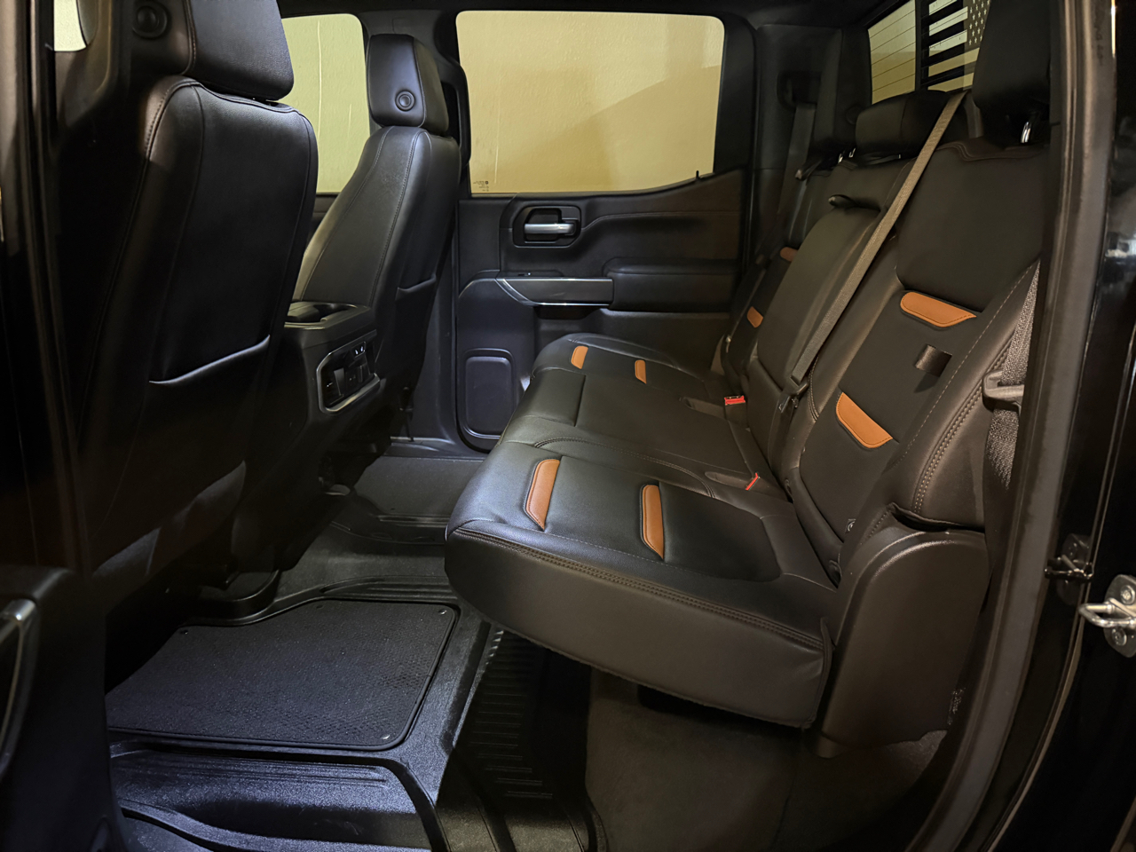 GMC Sierra 1500 AT4 Crew Cab 4WD 2021